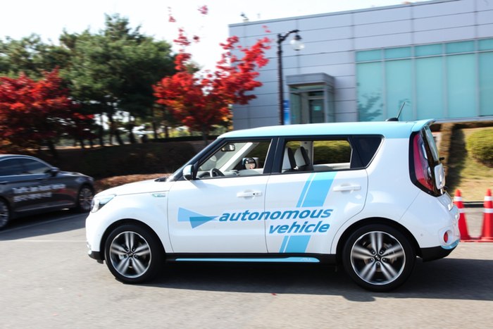無人駕駛汽車大熱：起亞、福特紛紛開始測(cè)試