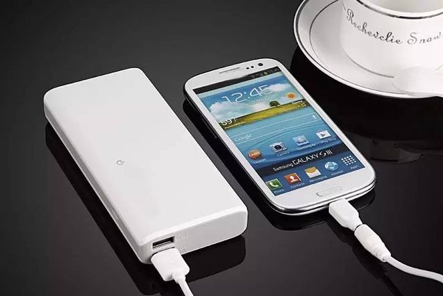 iPhone充電寶這樣用太危險(xiǎn)！