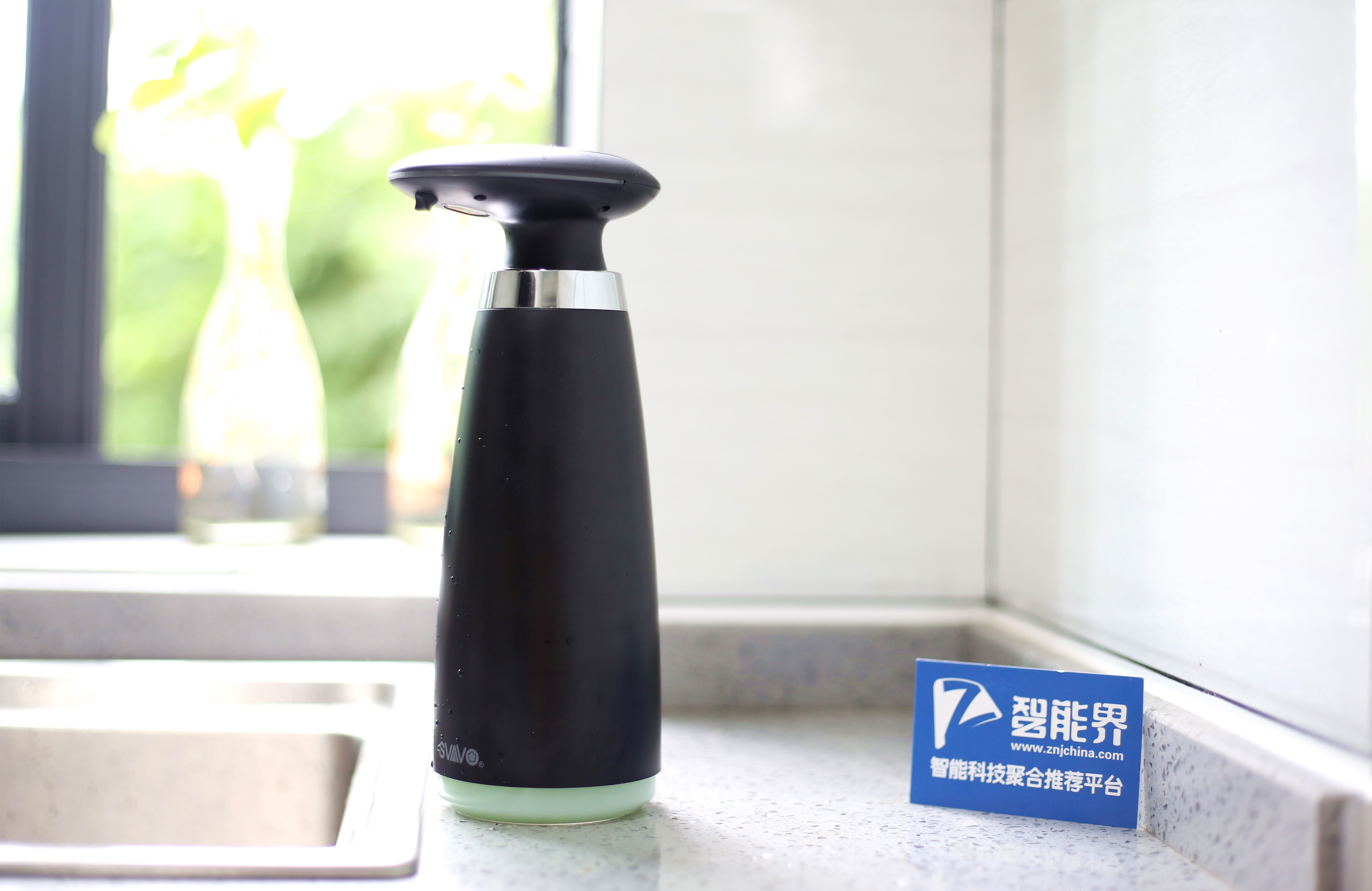 瑞沃智能感應(yīng)洗手液機(jī)：懶人的衛(wèi)生清洗大殺器