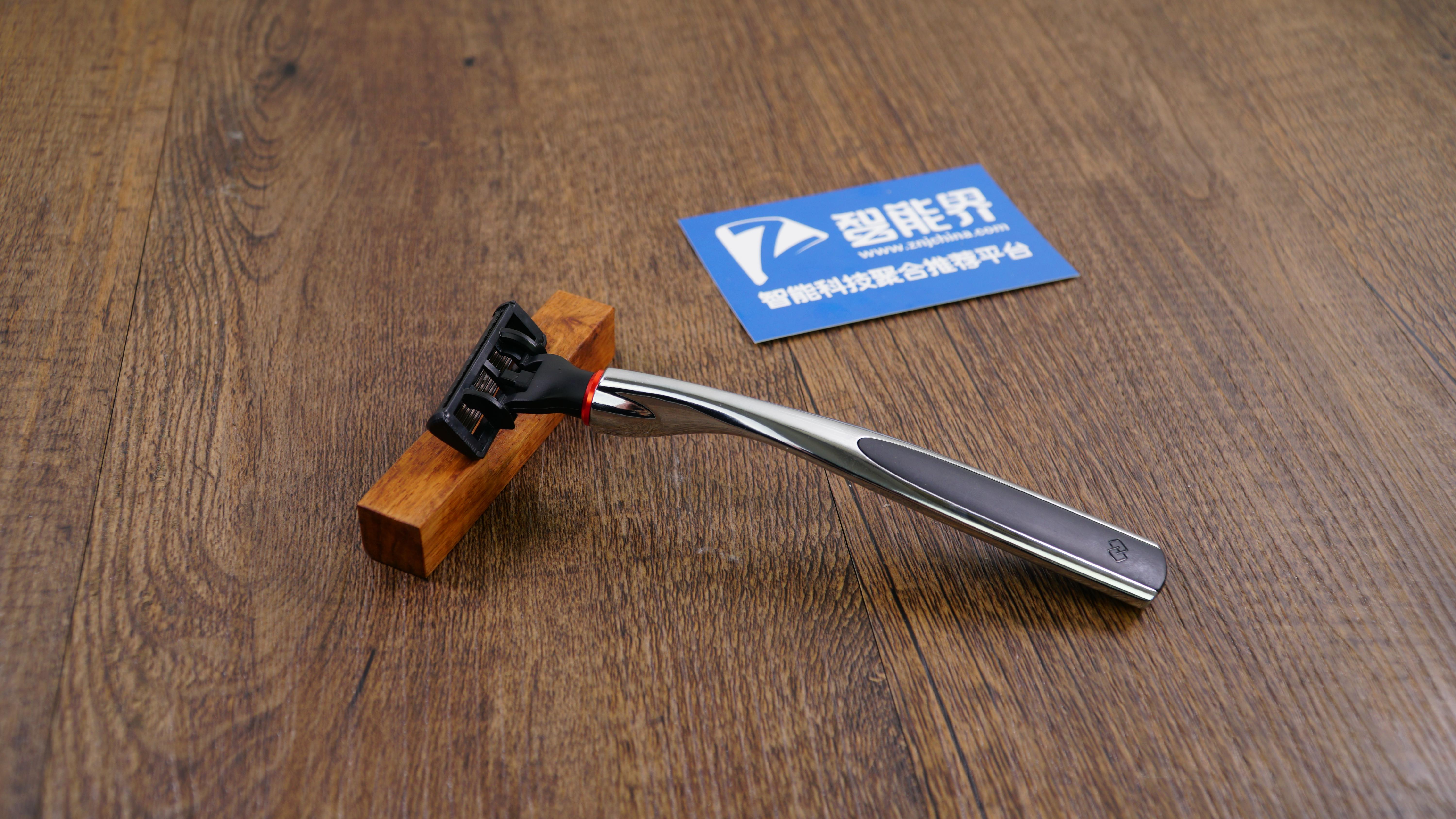 品質(zhì)生活，即刻享有——煥醒手動剃須刀上手體驗