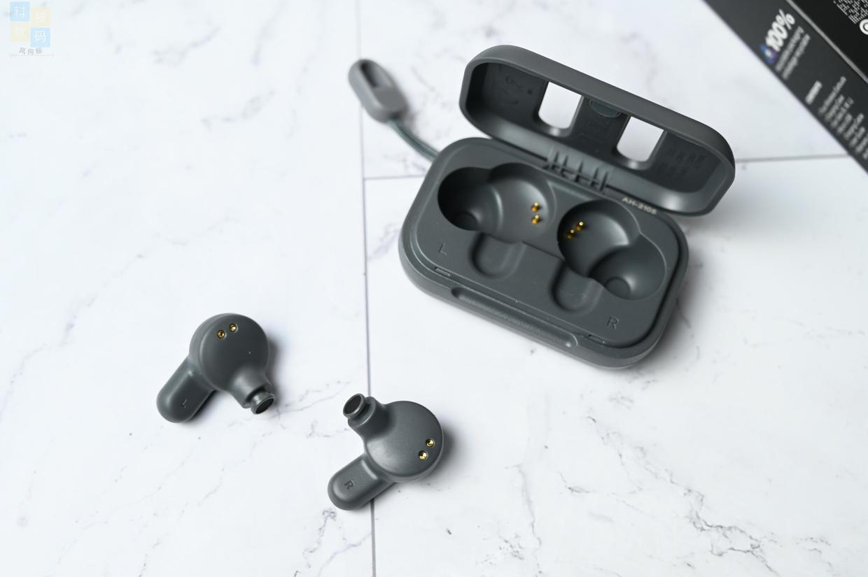 簡約時尚真無線耳機(jī)，伴你輕裝上陣，Skullcandy Dime迷你豆上手