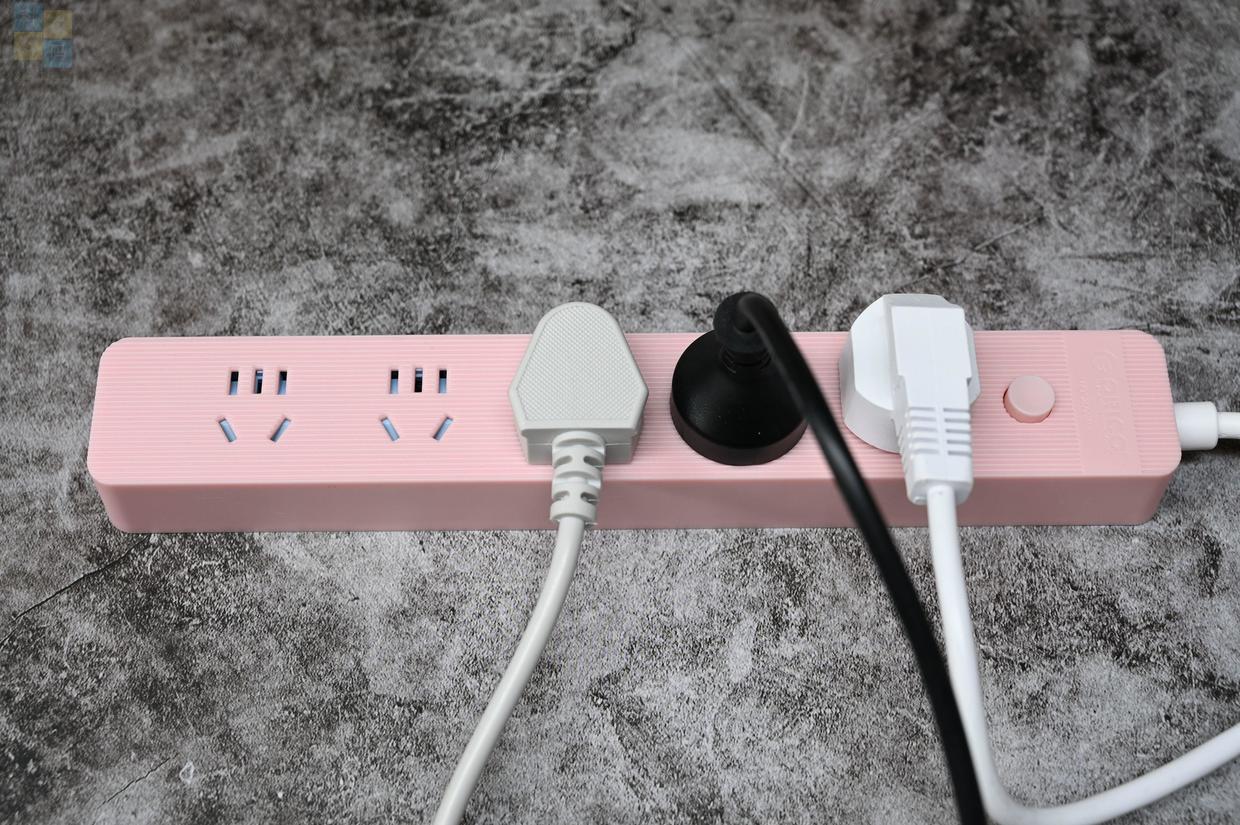 夏季用電要多注意安全，入手幾款新國標(biāo)的排插，讓日常用電更安心