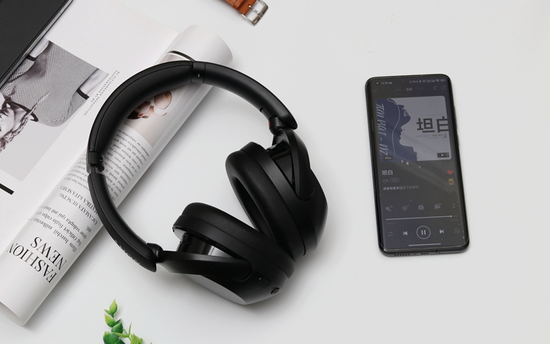 年度好物推薦：索尼新款重低音頭戴式降噪耳機(jī)，強(qiáng)勁續(xù)航，靜聽好時光