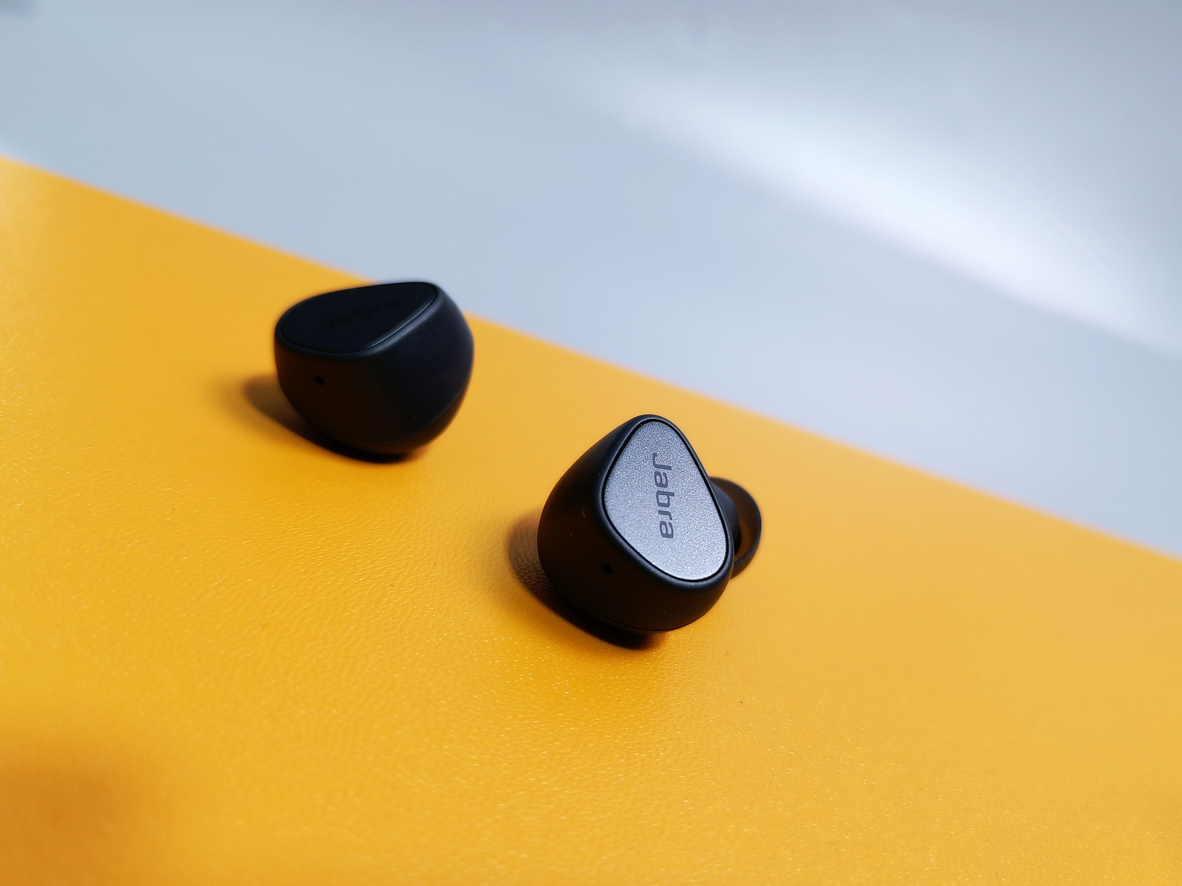 有耳機(jī)自北歐來，不亦樂乎？捷波朗(Jabra) E3耳機(jī)體驗(yàn)