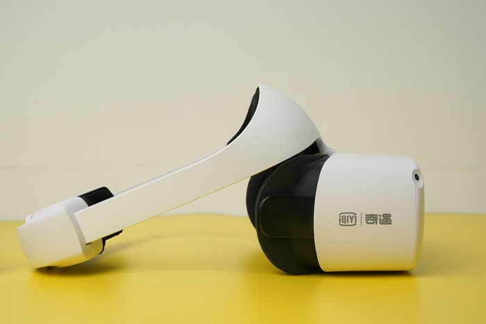 疫情居家太無聊？奇遇Dream·尊享版 VR 一體機(jī)承包你的快樂！