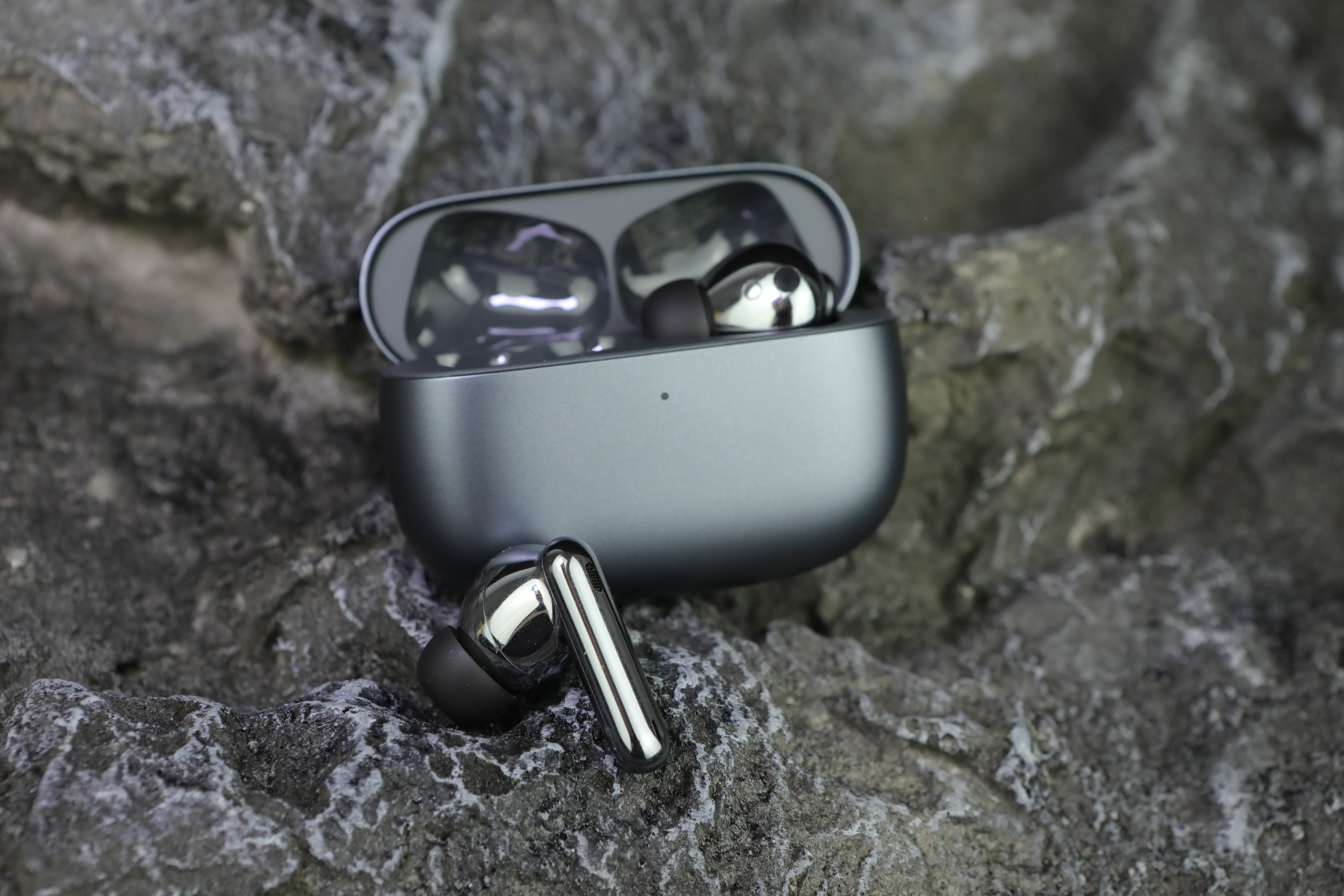 能測溫的耳機(jī)你見過嗎？Earbuds 3 Pro智能測溫降噪耳機(jī)