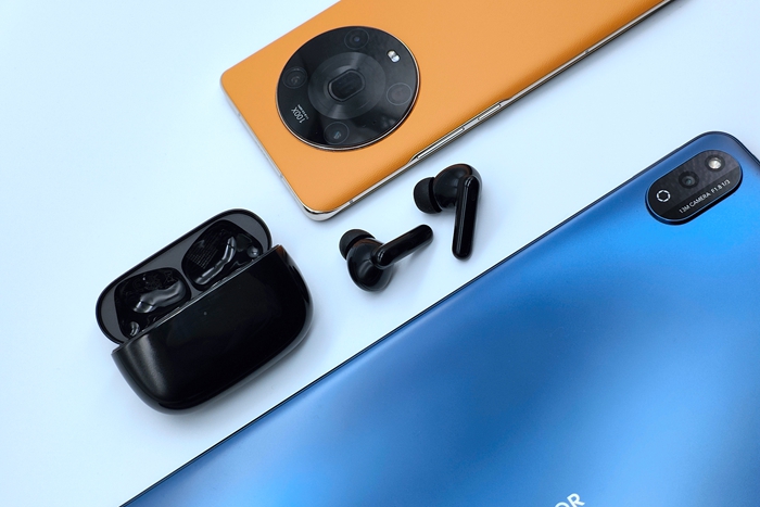榮耀Earbuds 3 Pro：內(nèi)卷王者？不止音質(zhì)和降噪，還能AI測(cè)體溫！