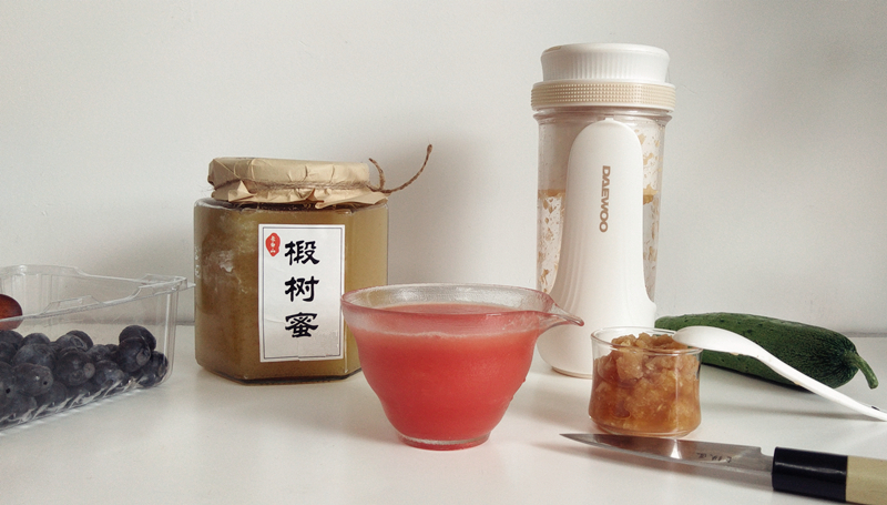 自制健康鮮榨果汁，大宇榨汁機(jī)帶你酷爽一夏